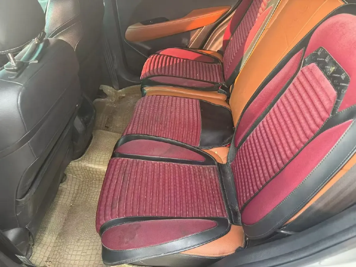 2017 BaoJun 310W 1.5L 105HP L4 6MT,autocango,china used car exporter,china ev exporter,chinese used car exporter,chinese used ev exporter