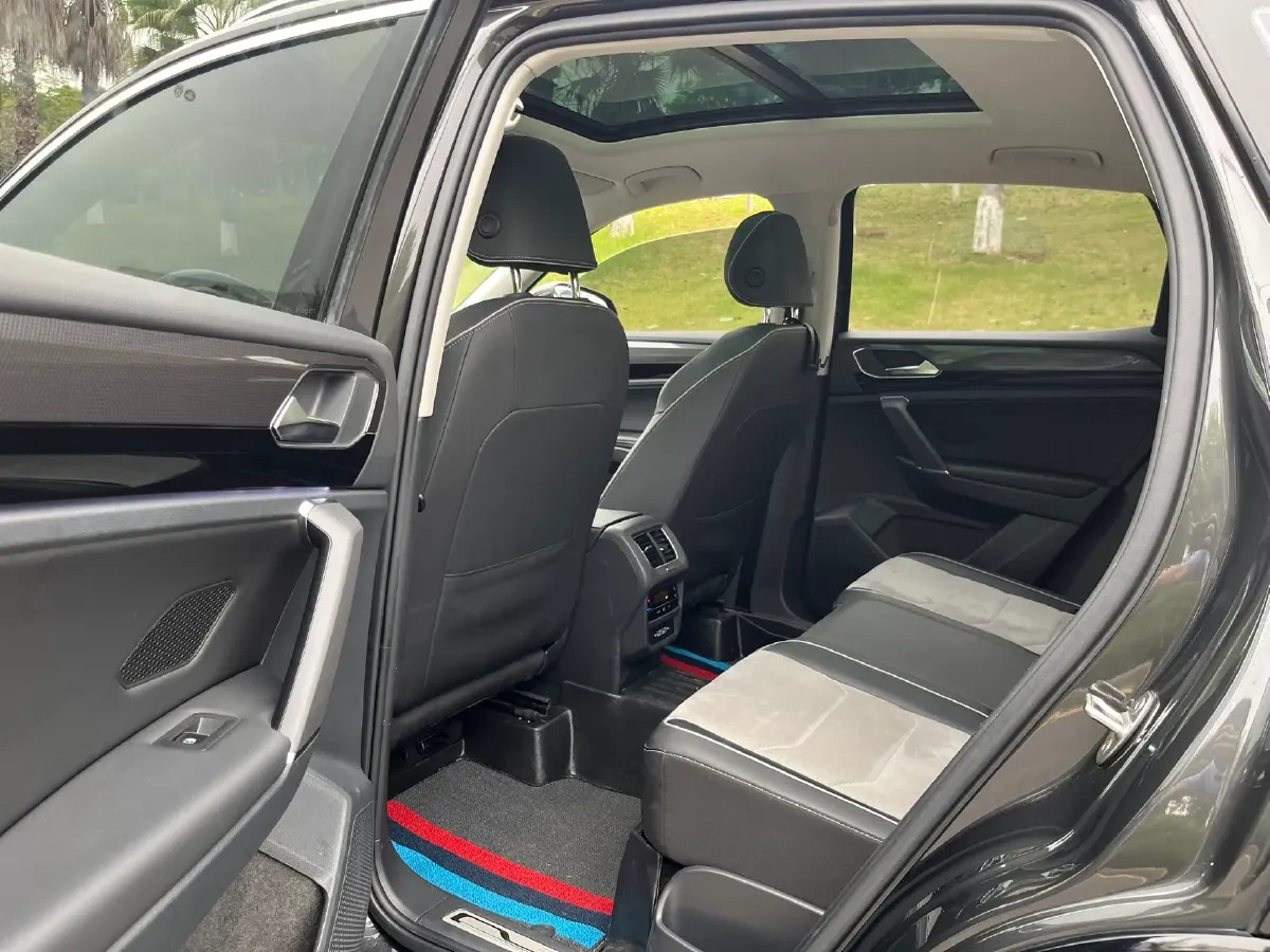 2020 Volkswagen Tayron X 2.0T 186HP L4 7DCT,autocango,china used car exporter,china ev exporter,chinese used car exporter,chinese used ev exporter