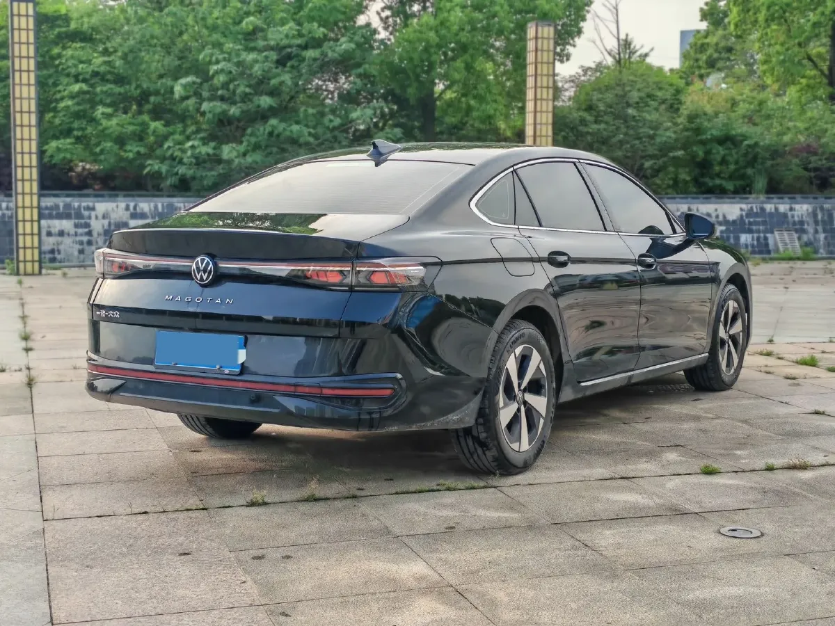 2026 Volkswagen Magotan 1.5T 160HP L4 7DCT,autocango,china used car exporter,china ev exporter,chinese used car exporter,chinese used ev exporter
