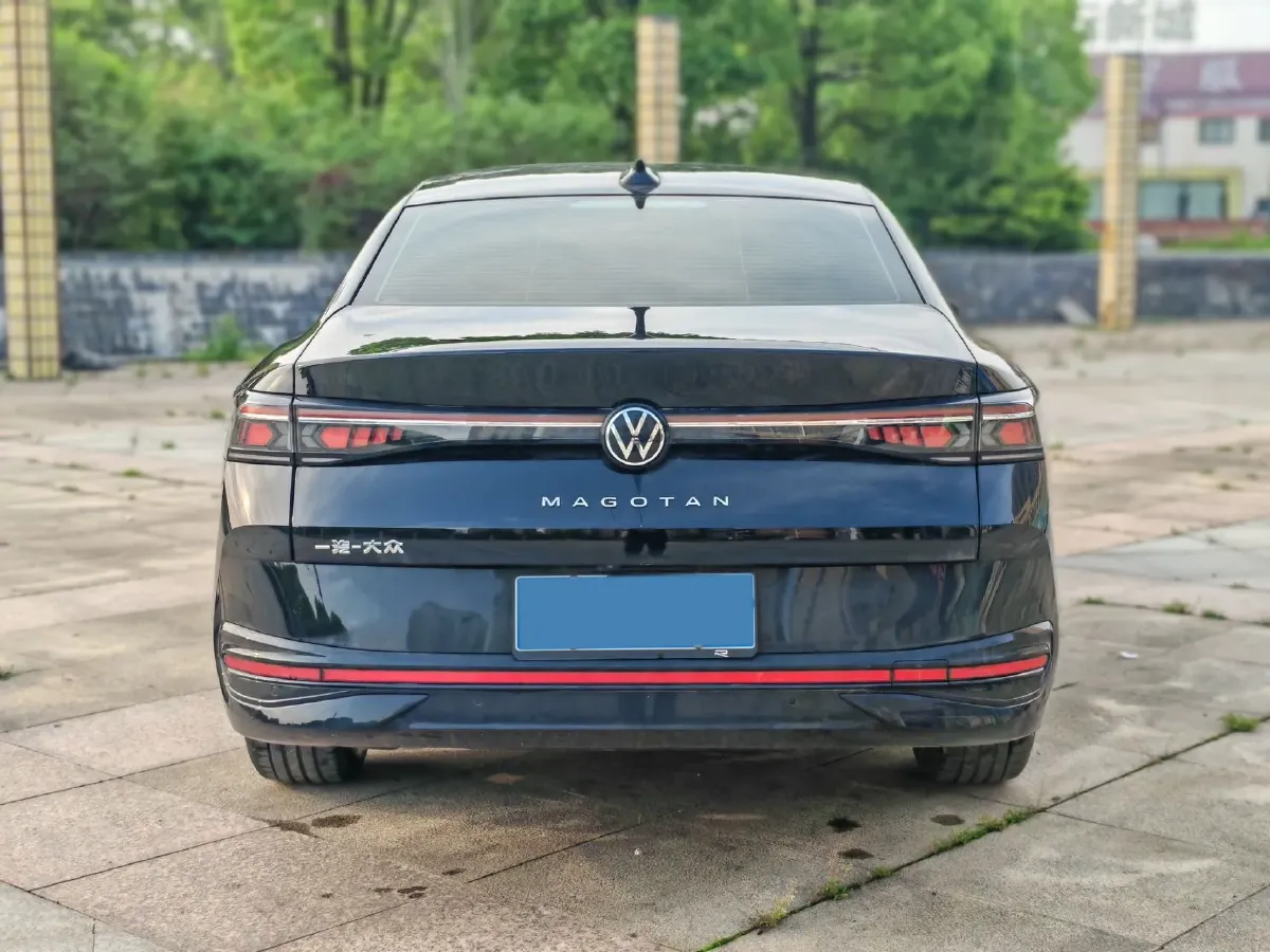 2026 Volkswagen Magotan 1.5T 160HP L4 7DCT,autocango,china used car exporter,china ev exporter,chinese used car exporter,chinese used ev exporter