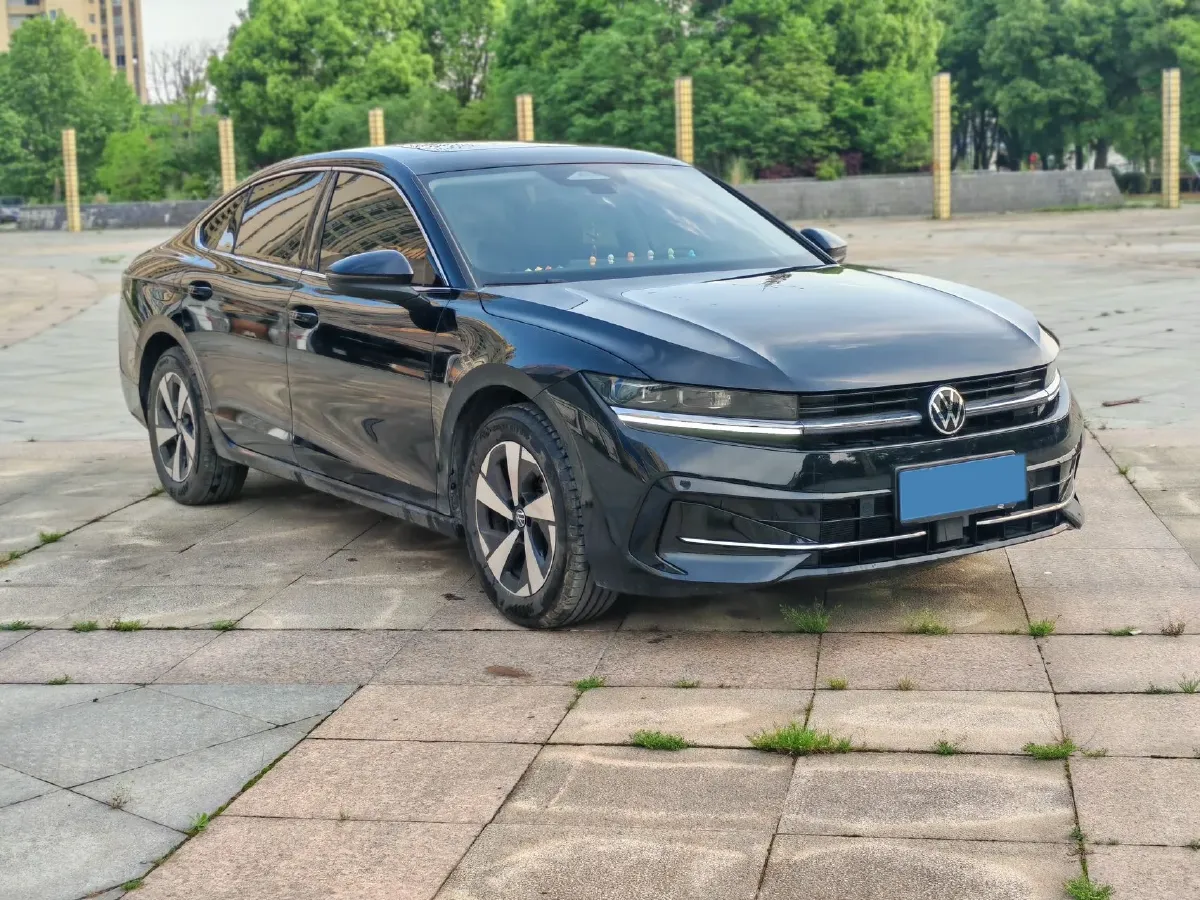 2026 Volkswagen Magotan 1.5T 160HP L4 7DCT,autocango,china used car exporter,china ev exporter,chinese used car exporter,chinese used ev exporter
