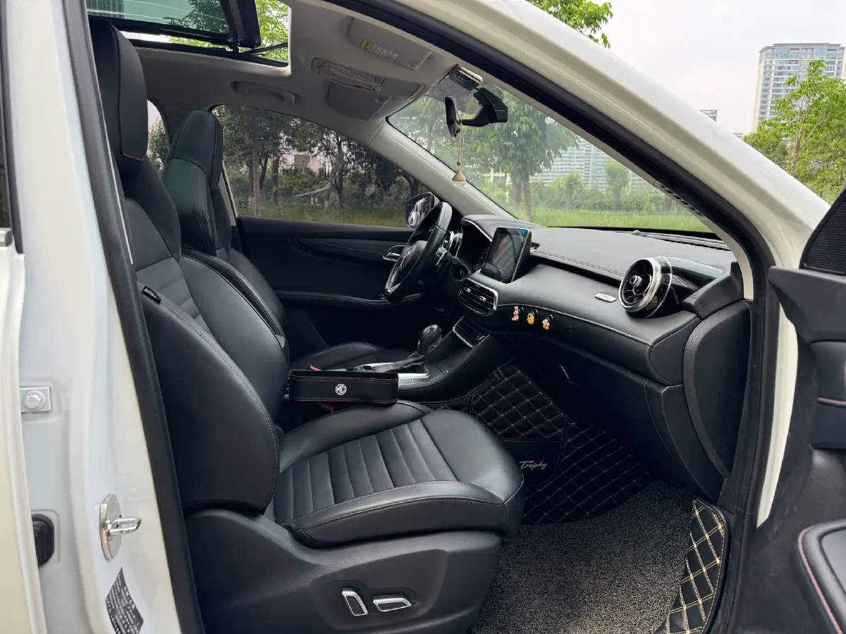 2019 MG HS 1.5T 169HP L4 7DCT,autocango,china used car exporter,china ev exporter,chinese used car exporter,chinese used ev exporter