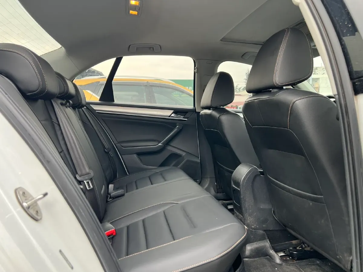 2018 Volkswagen Bora 1.5L 110HP L4 6AT,autocango,china used car exporter,china ev exporter,chinese used car exporter,chinese used ev exporter