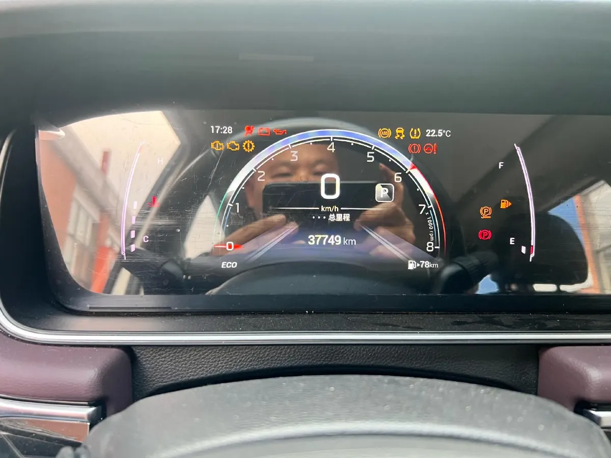 2023 GAC Trumpchi M6 1.5T 177HP L4 7DCT,autocango,china used car exporter,china ev exporter,chinese used car exporter,chinese used ev exporter