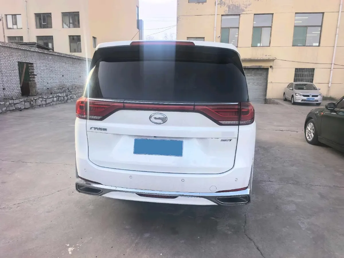 2021 GAC Trumpchi M8 2.0T 252HP L4 8AT,autocango,china used car exporter,china ev exporter,chinese used car exporter,chinese used ev exporter