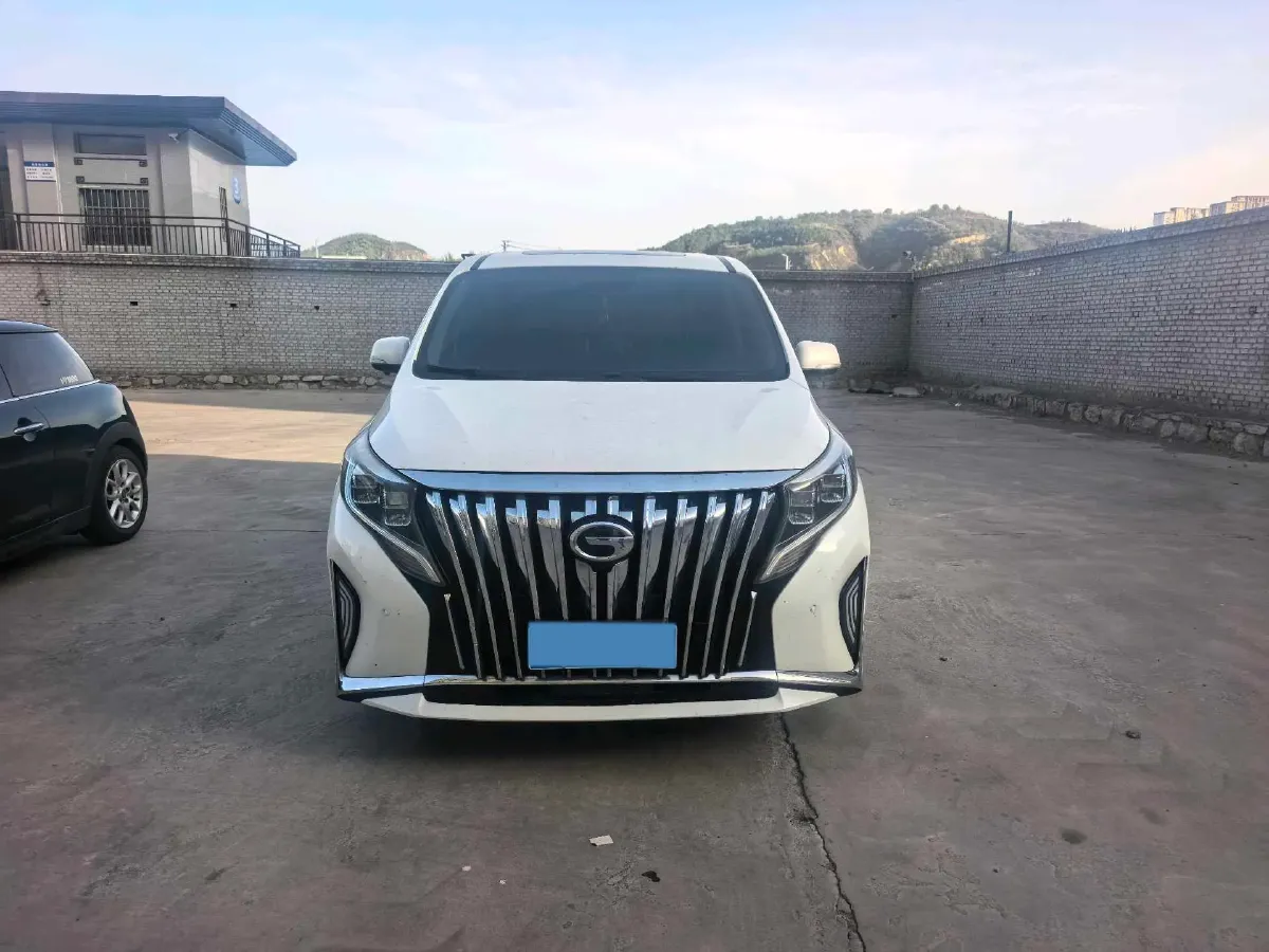 2021 GAC Trumpchi M8 2.0T 252HP L4 8AT,autocango,china used car exporter,china ev exporter,chinese used car exporter,chinese used ev exporter