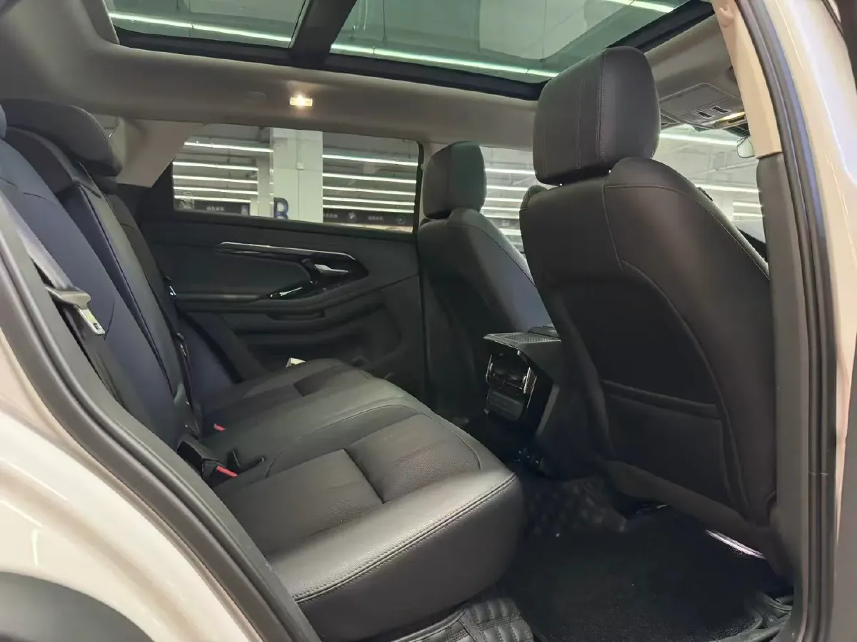 2022 Land Rover Range Rover Evoque 2.0T 249HP L4 9AT,autocango,china used car exporter,china ev exporter,chinese used car exporter,chinese used ev exporter