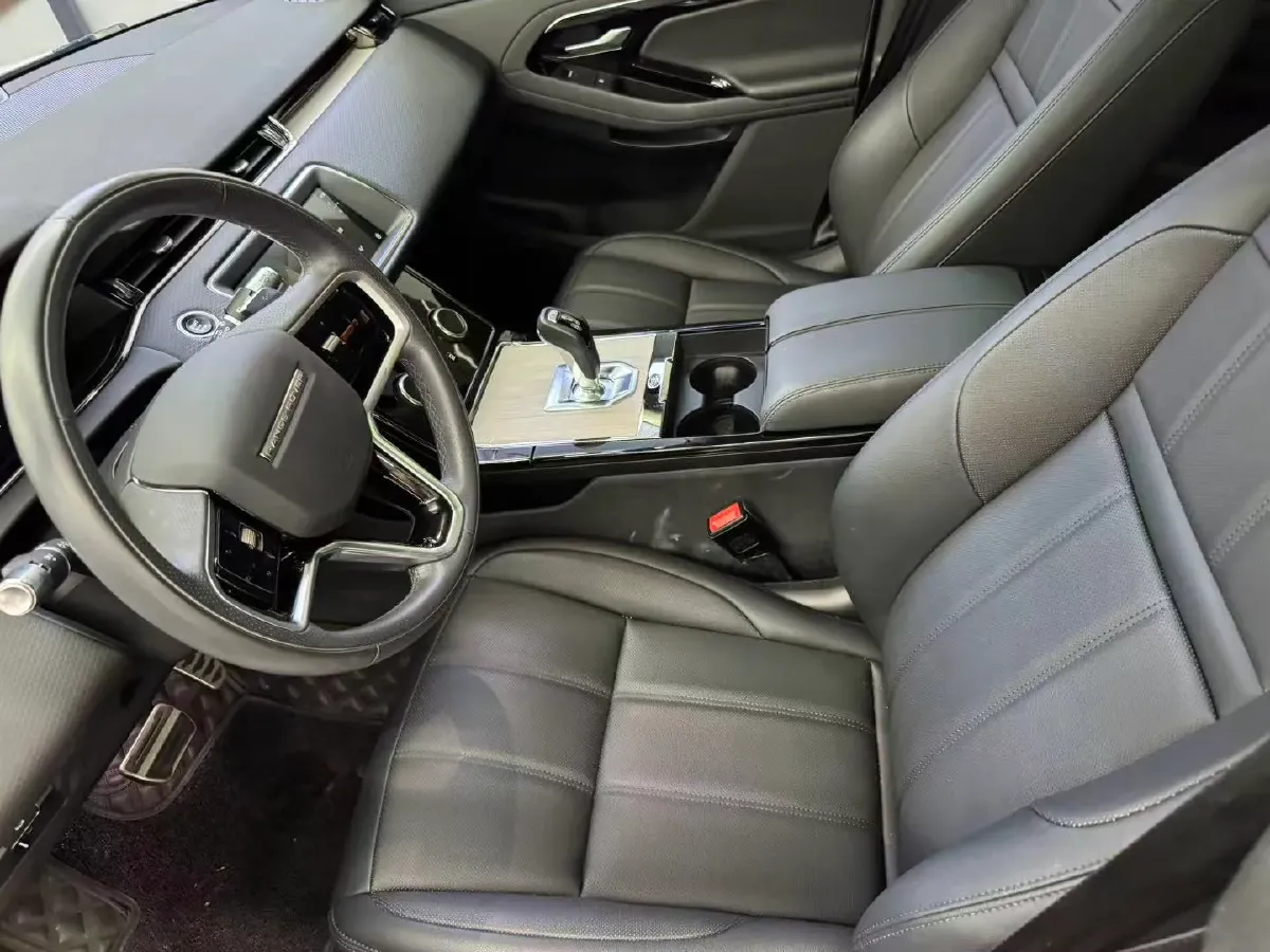 2022 Land Rover Range Rover Evoque 2.0T 249HP L4 9AT,autocango,china used car exporter,china ev exporter,chinese used car exporter,chinese used ev exporter