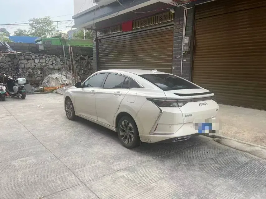 2021 DongFeng Aeolus YiXuan MAX 1.5T 190HP L4 7DCT,autocango,china used car exporter,china ev exporter,chinese used car exporter,chinese used ev exporter