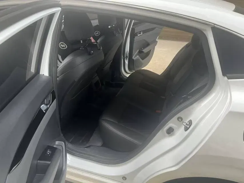 2021 DongFeng Aeolus YiXuan MAX 1.5T 190HP L4 7DCT,autocango,china used car exporter,china ev exporter,chinese used car exporter,chinese used ev exporter