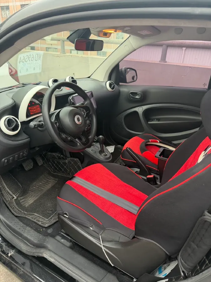 2015 Smart smart fortwo 1.0L 71HP L3 5AMT,autocango,china used car exporter,china ev exporter,chinese used car exporter,chinese used ev exporter