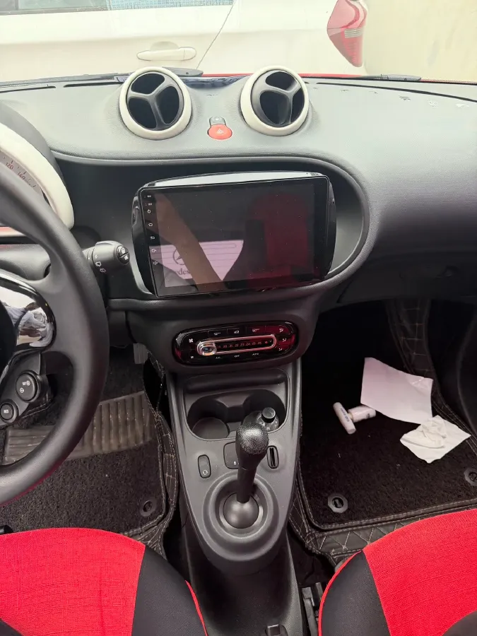 2015 Smart smart fortwo 1.0L 71HP L3 5AMT,autocango,china used car exporter,china ev exporter,chinese used car exporter,chinese used ev exporter