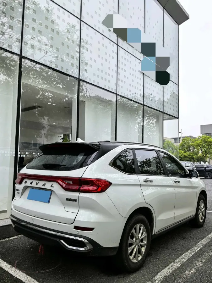 2021 Haval M6 1.5T 150HP L4 7DCT,autocango,china used car exporter,china ev exporter,chinese used car exporter,chinese used ev exporter