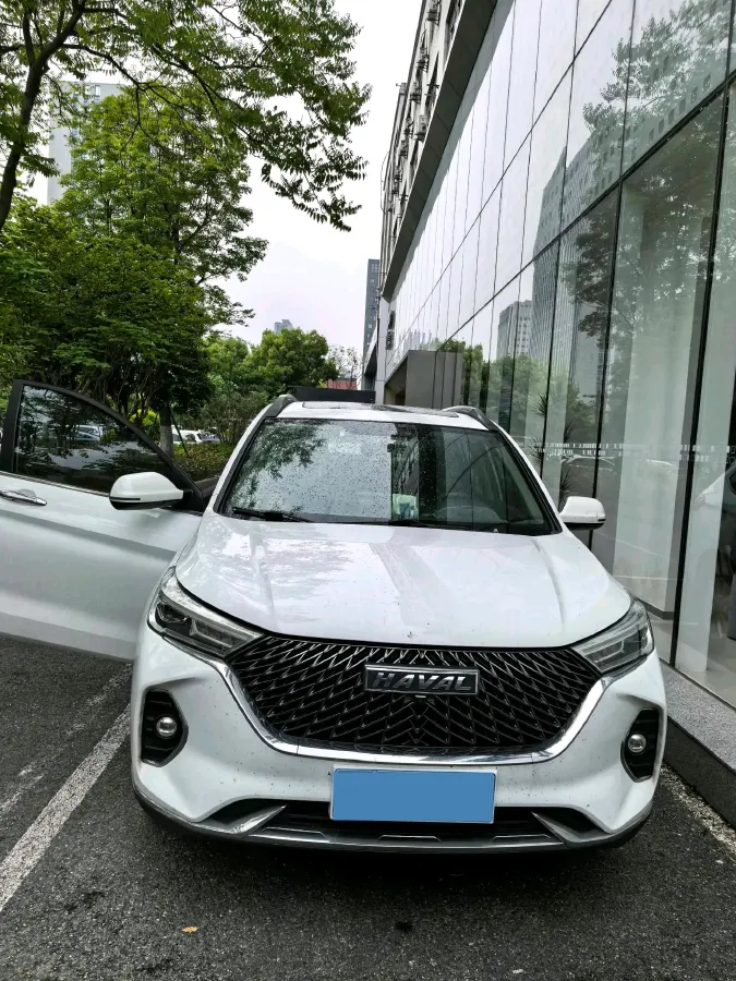 2021 Haval M6 1.5T 150HP L4 7DCT,autocango,china used car exporter,china ev exporter,chinese used car exporter,chinese used ev exporter