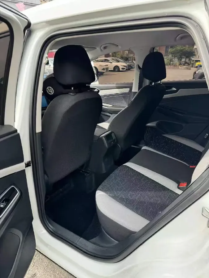 2024 Jetta VS5 1.4T 150HP L4 5MT,autocango,china used car exporter,china ev exporter,chinese used car exporter,chinese used ev exporter