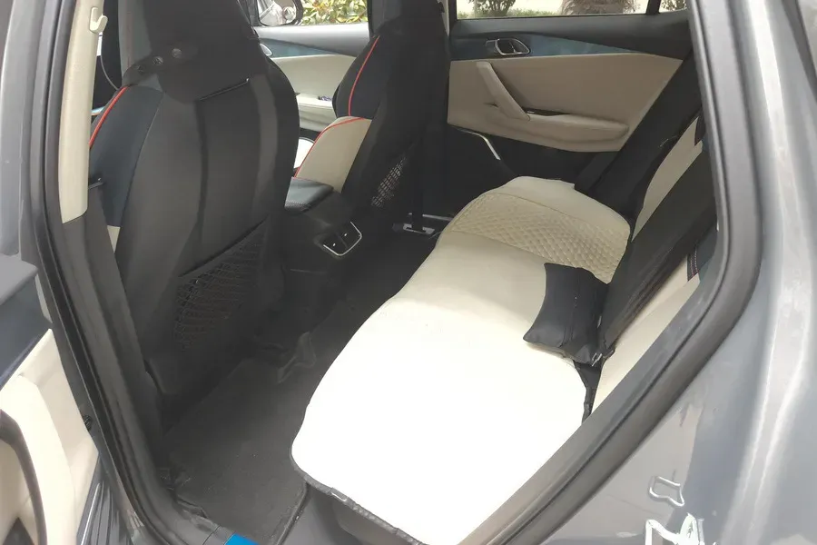 2023 LYNK&CO 06 1.5T 181HP L4 7DCT,autocango,china used car exporter,china ev exporter,chinese used car exporter,chinese used ev exporter