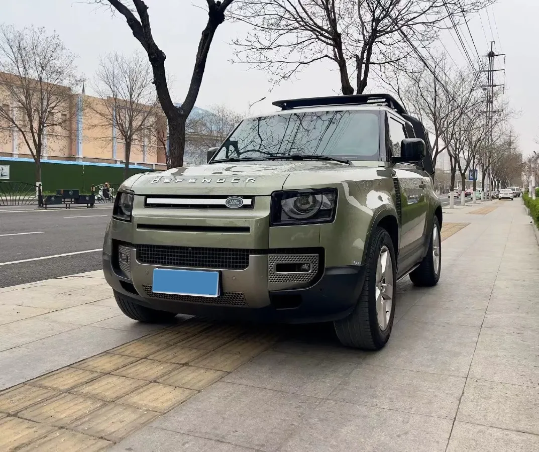 2021 Land Rover Defender 3.0T 400HP L6 8AT,autocango,china used car exporter,china ev exporter,chinese used car exporter,chinese used ev exporter