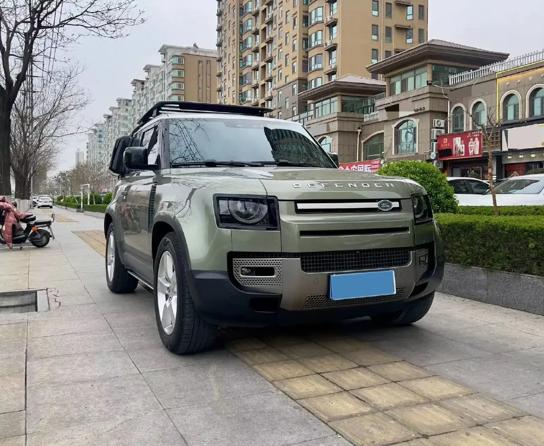 2021 Land Rover Defender 3.0T 400HP L6 8AT,autocango,china used car exporter,china ev exporter,chinese used car exporter,chinese used ev exporter