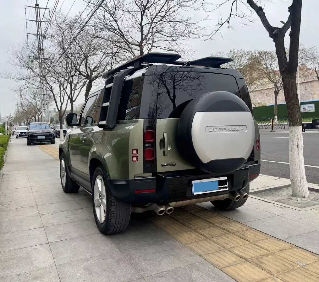 2021 Land Rover Defender 3.0T 400HP L6 8AT,autocango,china used car exporter,china ev exporter,chinese used car exporter,chinese used ev exporter