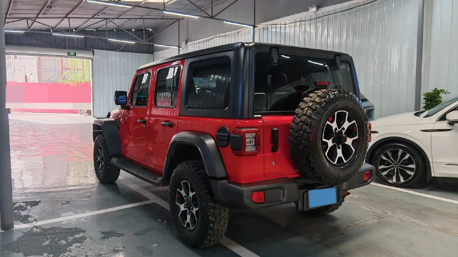 2021 Jeep Wrangler 2.0T 266HP L4 8AT,autocango,china used car exporter,china ev exporter,chinese used car exporter,chinese used ev exporter