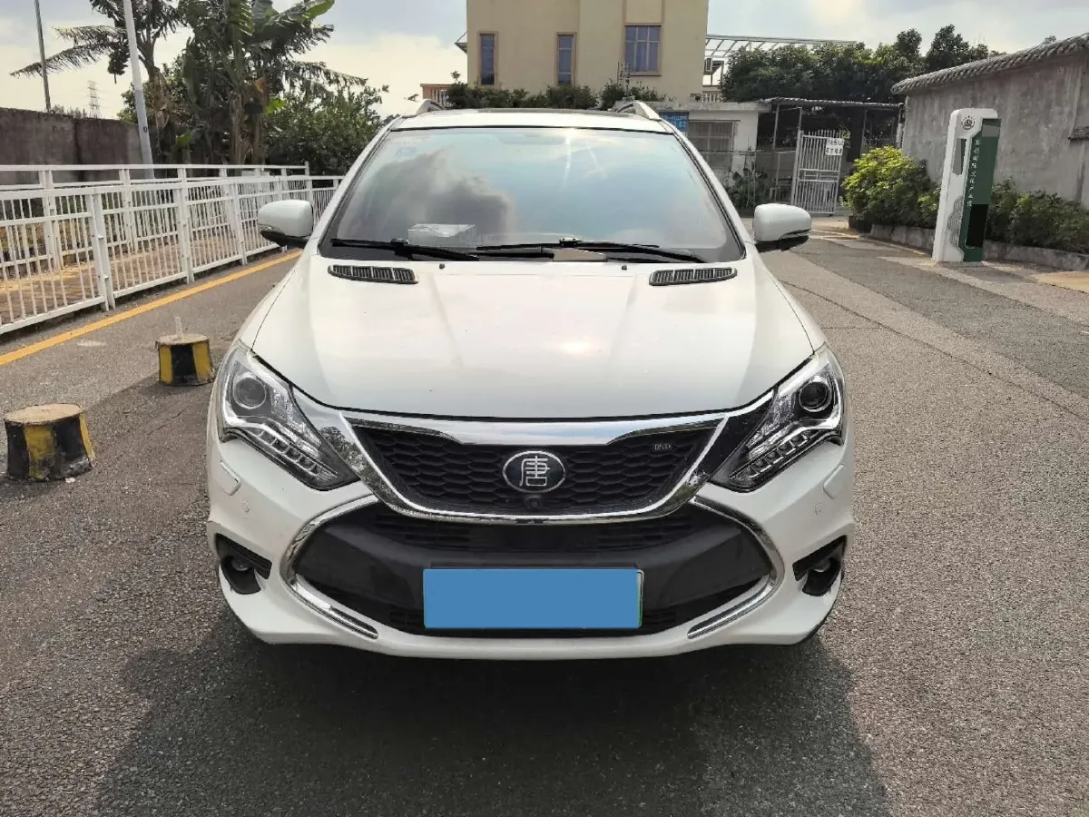 2017 BYD Tang 2.0T 205HP L4 6DCT PHEV,autocango,china used car exporter,china ev exporter,chinese used car exporter,chinese used ev exporter