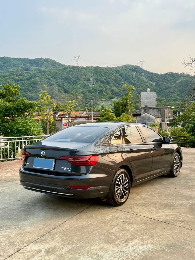 2021 Volkswagen Sagitar 1.2T 116HP L4 7DCT,autocango,china used car exporter,china ev exporter,chinese used car exporter,chinese used ev exporter