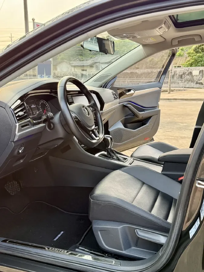 2021 Volkswagen Sagitar 1.2T 116HP L4 7DCT,autocango,china used car exporter,china ev exporter,chinese used car exporter,chinese used ev exporter