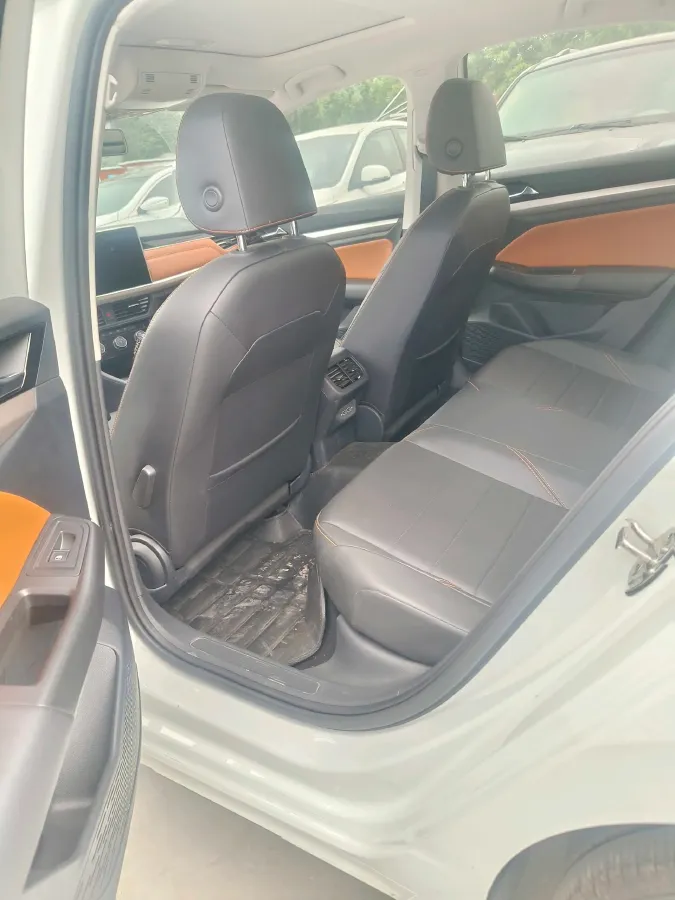 2023 Volkswagen Bora 1.2T 116HP L4 7DCT,autocango,china used car exporter,china ev exporter,chinese used car exporter,chinese used ev exporter