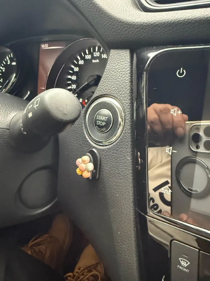 2021 Nissan X-Trail 2.0L 151HP L4 CVT,autocango,china used car exporter,china ev exporter,chinese used car exporter,chinese used ev exporter