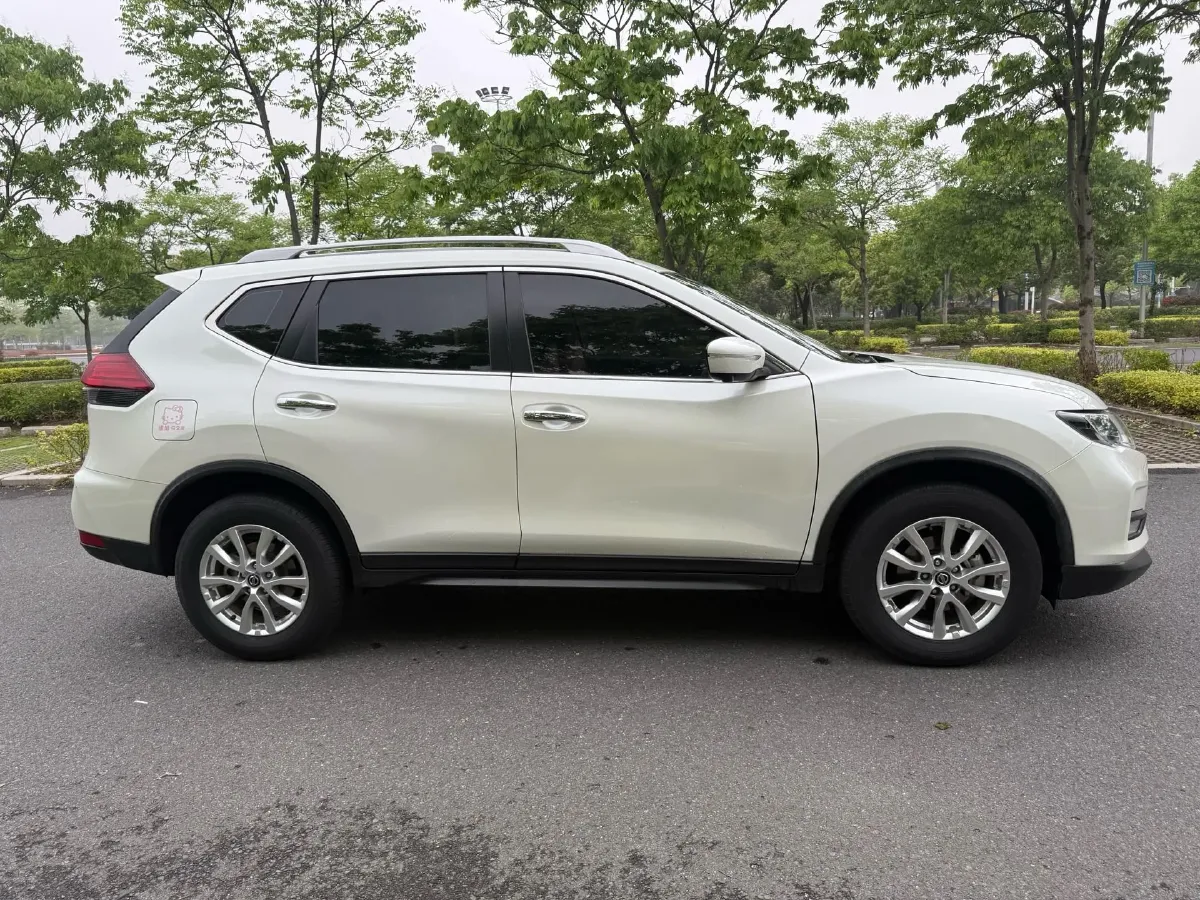 2021 Nissan X-Trail 2.0L 151HP L4 CVT,autocango,china used car exporter,china ev exporter,chinese used car exporter,chinese used ev exporter