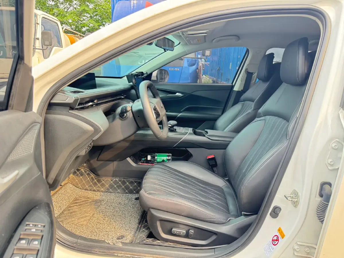 2024 ChangAn QiYuan A05 1.5L 110HP L4 E-CVT PHEV 18.99KWH,autocango,china used car exporter,china ev exporter,chinese used car exporter,chinese used ev exporter