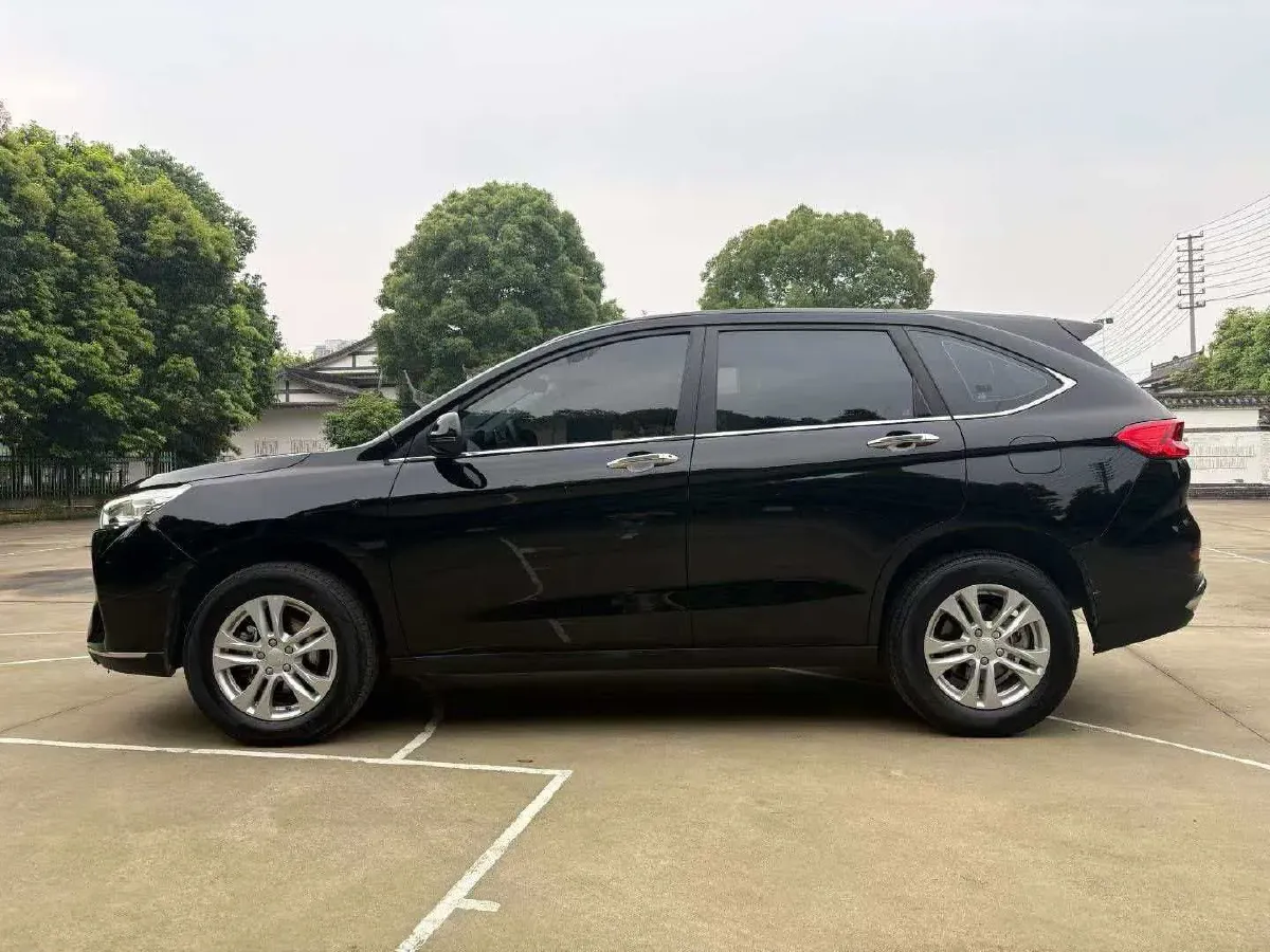 2023 Haval M6 1.5T 150HP L4 6MT,autocango,china used car exporter,china ev exporter,chinese used car exporter,chinese used ev exporter