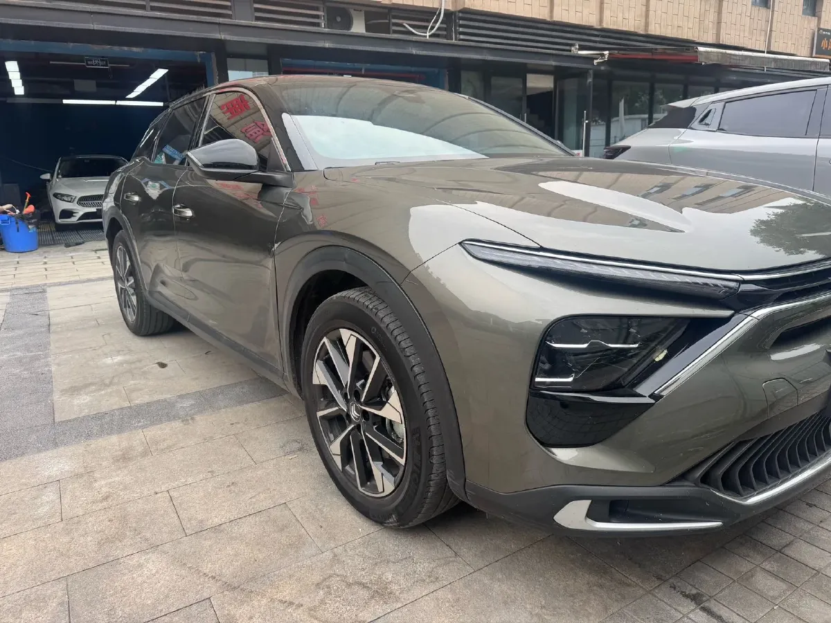 2022 Citroen C5 X 1.6T 175HP L4 8AT,autocango,china used car exporter,china ev exporter,chinese used car exporter,chinese used ev exporter