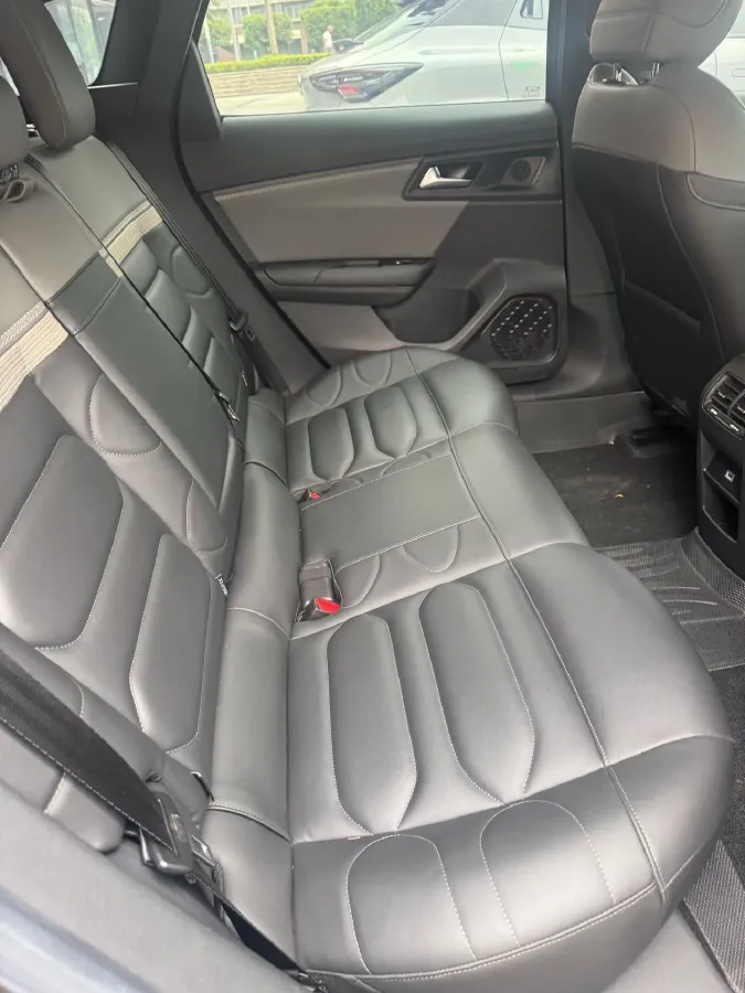 2022 Citroen C5 X 1.6T 175HP L4 8AT,autocango,china used car exporter,china ev exporter,chinese used car exporter,chinese used ev exporter