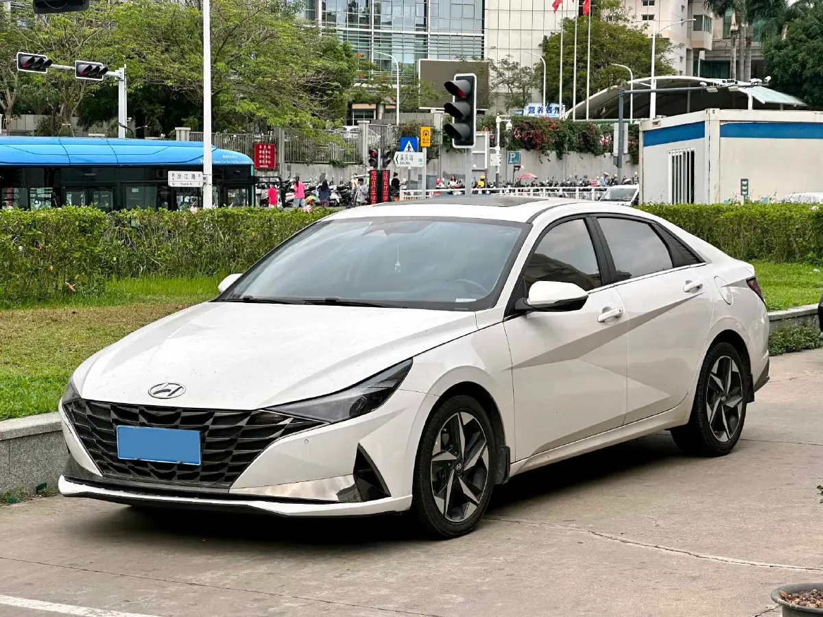 2021 Hyundai Elantra 1.5L 115HP L4 CVT,autocango,china used car exporter,china ev exporter,chinese used car exporter,chinese used ev exporter