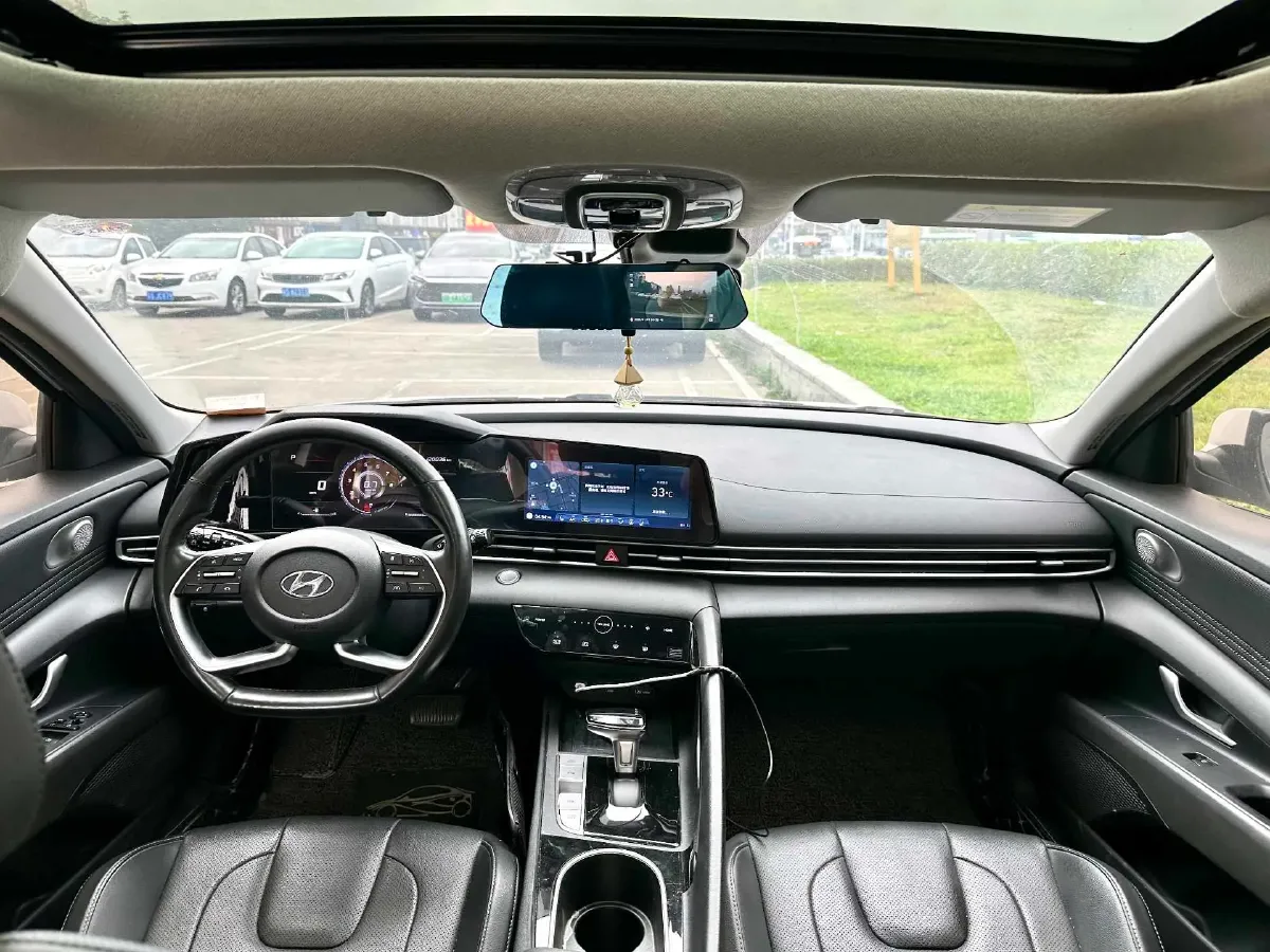 2021 Hyundai Elantra 1.5L 115HP L4 CVT,autocango,china used car exporter,china ev exporter,chinese used car exporter,chinese used ev exporter