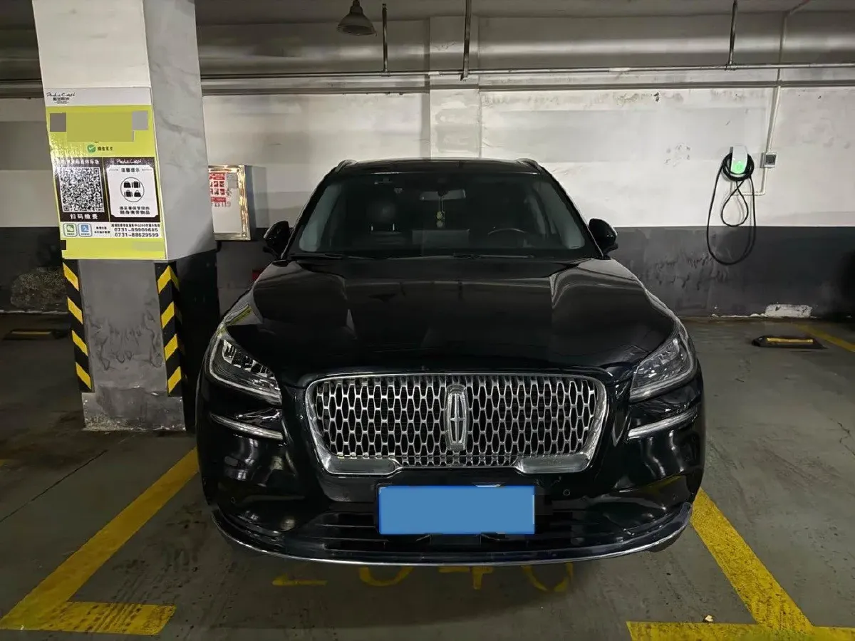 2022 Lincoln Corsair 2.0T 245HP L4 8AT,autocango,china used car exporter,china ev exporter,chinese used car exporter,chinese used ev exporter