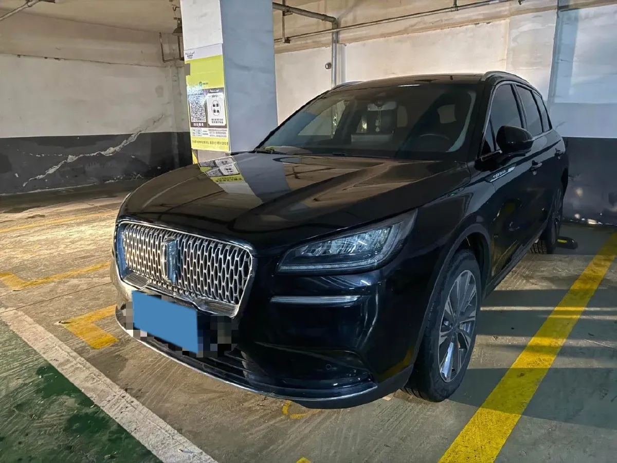 2022 Lincoln Corsair 2.0T 245HP L4 8AT,autocango,china used car exporter,china ev exporter,chinese used car exporter,chinese used ev exporter