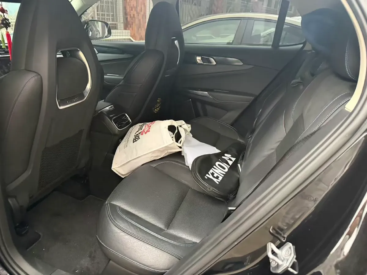 2018 Isuzu Mu-X 3.0T 177HP L4 6AT,autocango,china used car exporter,china ev exporter,chinese used car exporter,chinese used ev exporter