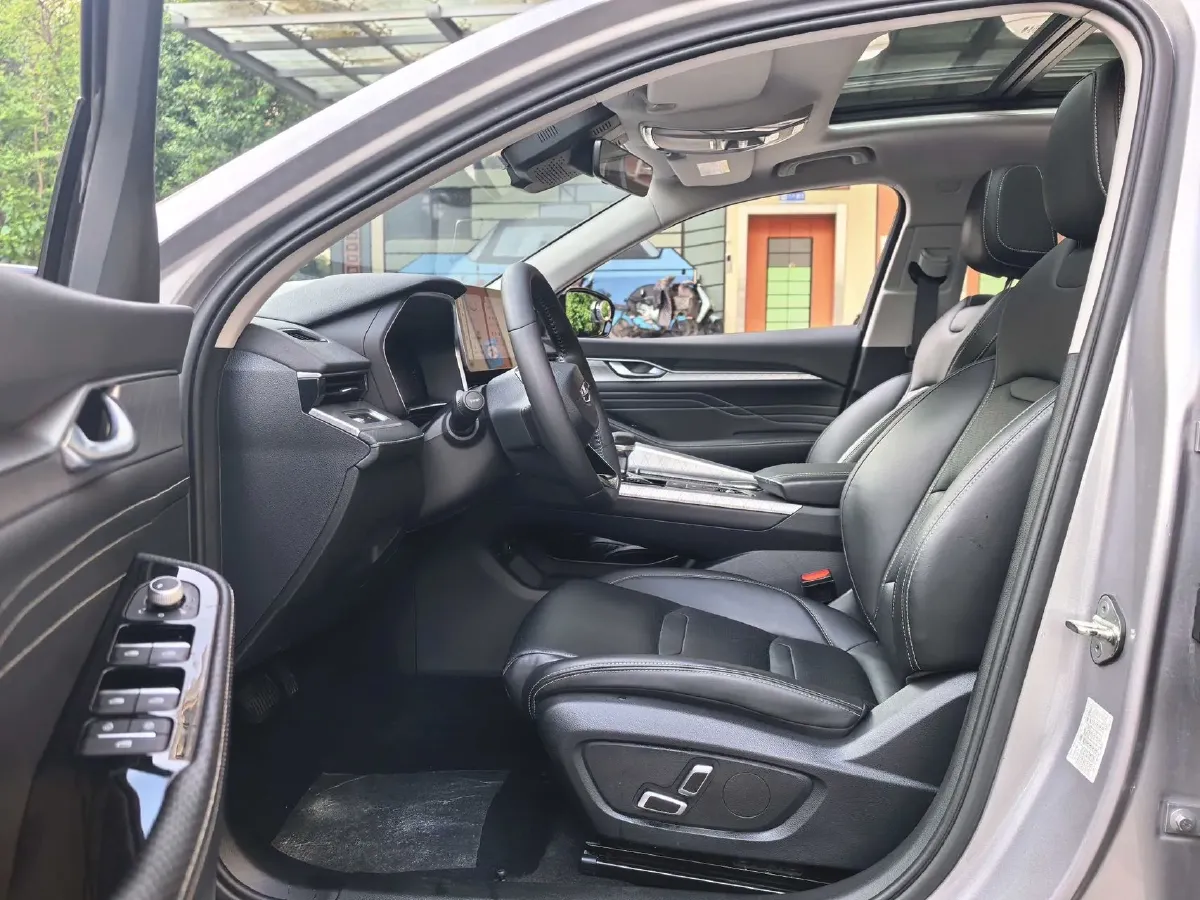 2023 Geely Preface 2.0T 190HP L4 7DCT,autocango,china used car exporter,china ev exporter,chinese used car exporter,chinese used ev exporter