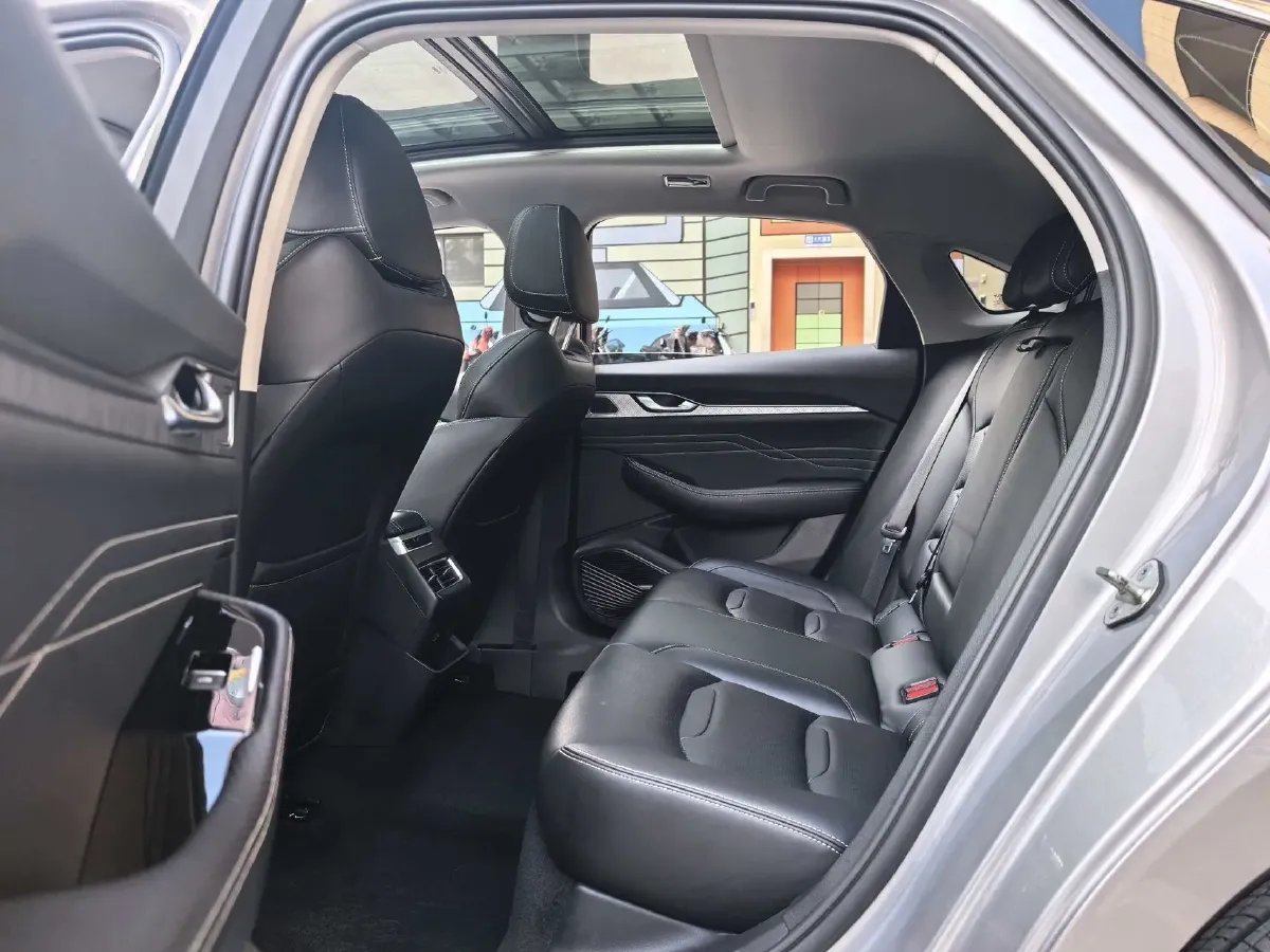 2023 Geely Preface 2.0T 190HP L4 7DCT,autocango,china used car exporter,china ev exporter,chinese used car exporter,chinese used ev exporter