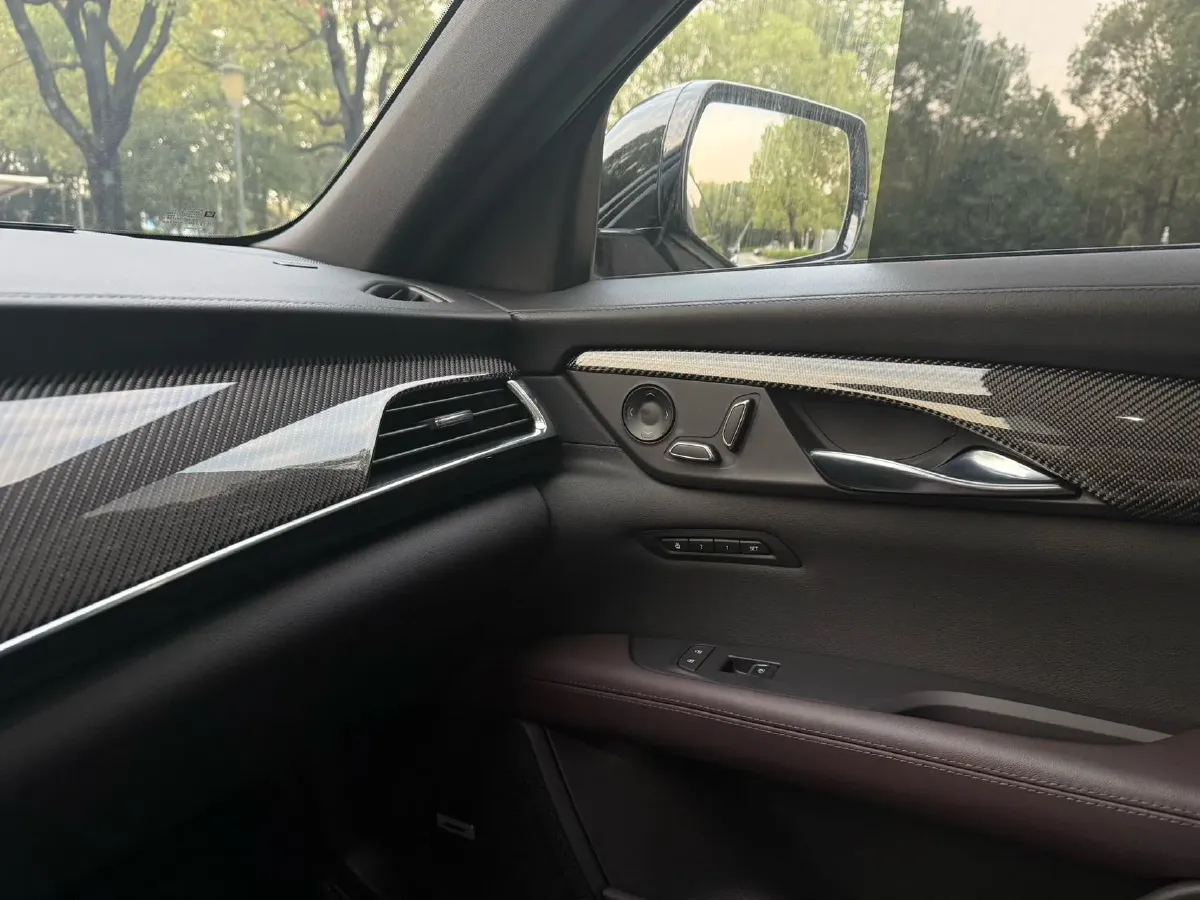 2022 Cadillac CT6 2.0T 237HP L4 10AT,autocango,china used car exporter,china ev exporter,chinese used car exporter,chinese used ev exporter