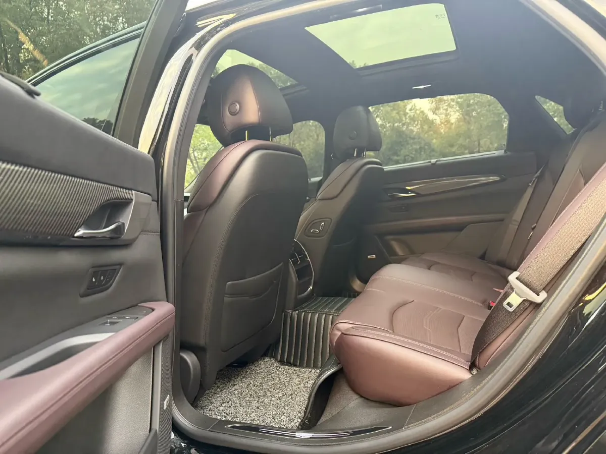 2022 Cadillac CT6 2.0T 237HP L4 10AT,autocango,china used car exporter,china ev exporter,chinese used car exporter,chinese used ev exporter