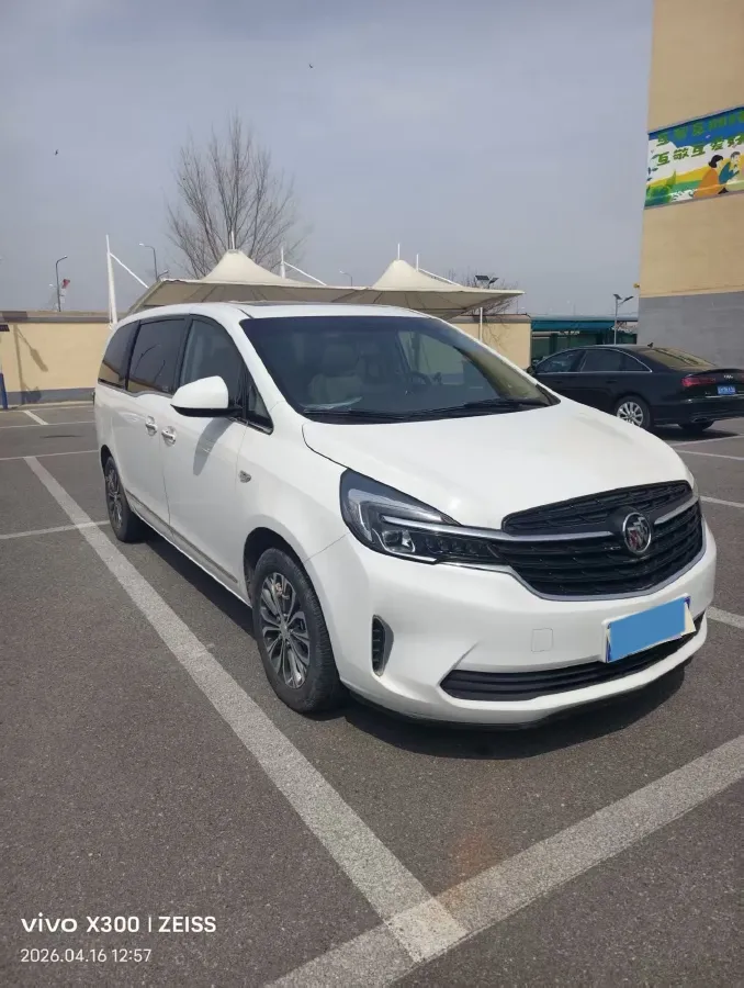 2020 Buick GL8 2.0T 237HP L4 9AT,autocango,china used car exporter,china ev exporter,chinese used car exporter,chinese used ev exporter