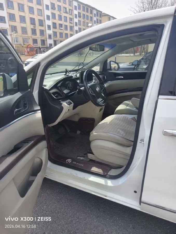 2020 Buick GL8 2.0T 237HP L4 9AT,autocango,china used car exporter,china ev exporter,chinese used car exporter,chinese used ev exporter