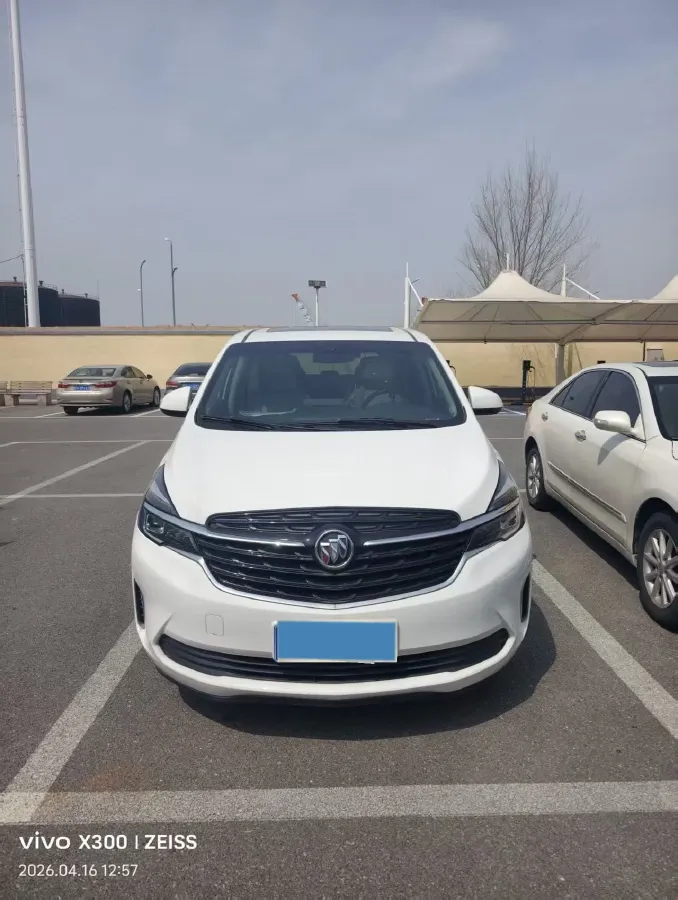 2020 Buick GL8 2.0T 237HP L4 9AT,autocango,china used car exporter,china ev exporter,chinese used car exporter,chinese used ev exporter
