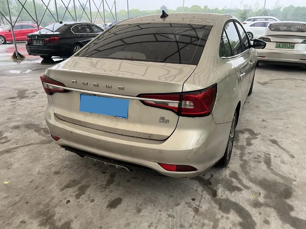 2019 Roewe i5 1.5L 120HP L4 CVT,autocango,china used car exporter,china ev exporter,chinese used car exporter,chinese used ev exporter