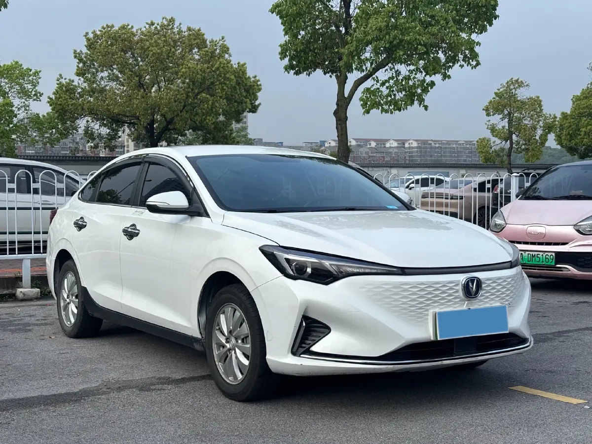 2022 ChangAn Eado BEV 47.78KWH,autocango,china used car exporter,china ev exporter,chinese used car exporter,chinese used ev exporter