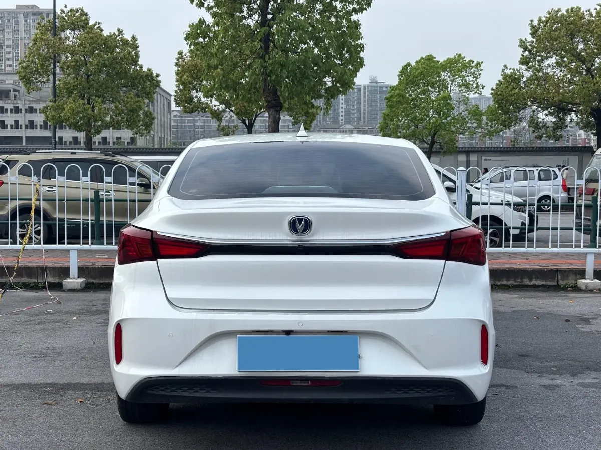 2022 ChangAn Eado BEV 47.78KWH,autocango,china used car exporter,china ev exporter,chinese used car exporter,chinese used ev exporter