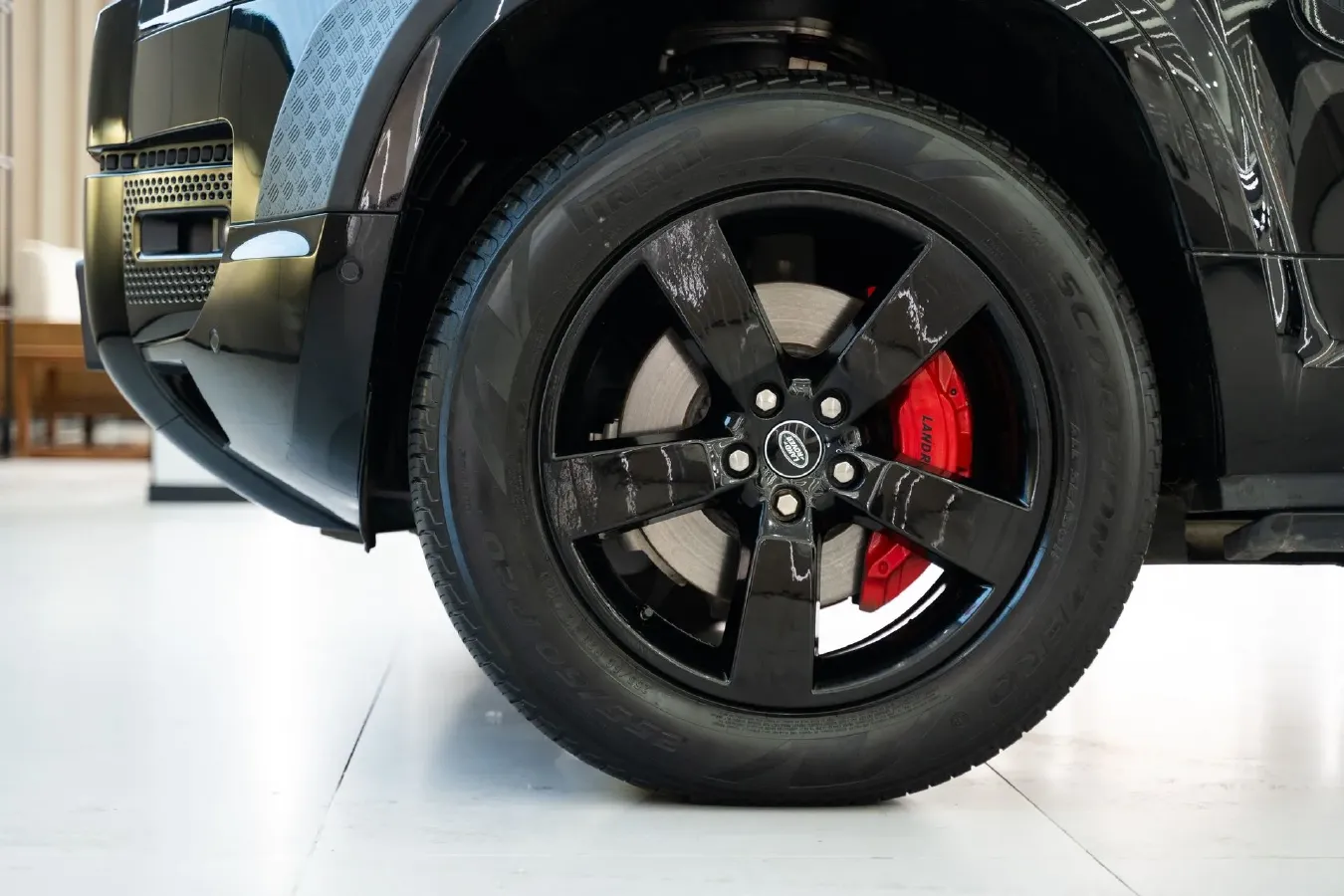 2022 Land Rover Defender 3.0T 400HP L6 8AT,autocango,china used car exporter,china ev exporter,chinese used car exporter,chinese used ev exporter